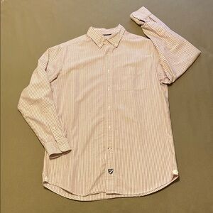 Men's Cremieux Classics button-down. Size Medium.